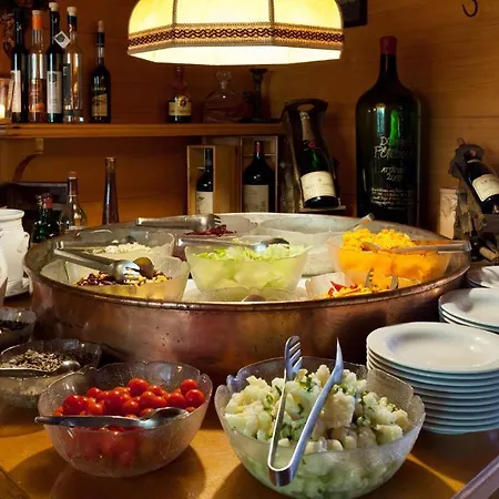 Auhof 3* シュルンス